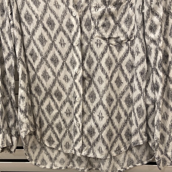 Cloth & Stone Black/White Blouse sz. Small - Picture 5 of 9